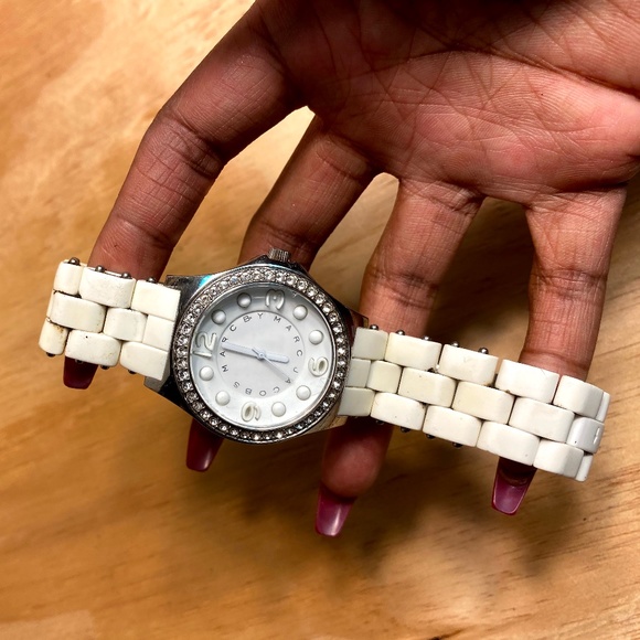 Marc Jacobs Watch - Picture 2 of 4